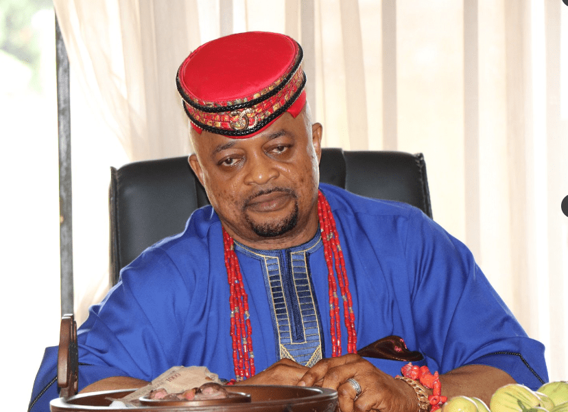 Anambra monarch, Chris Onyekwuluje, is dead