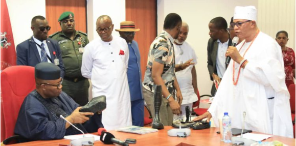 The President of the Senate, Godswill Obot Akpabio has pledged the support of the National Assembly for Nigerian manufacturers to make the manufacturing industry flourish. Akpabio made the pledge on Wednesday when the Executive of the Manufacturers Association of Nigeria(MAN) paid him a courtesy visit in his office.