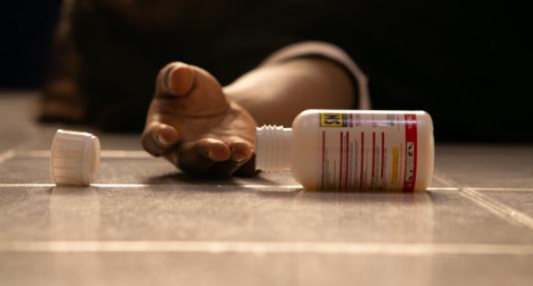 35-year-old man commits suicide