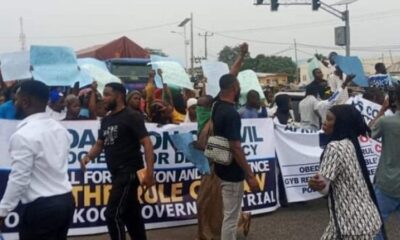 EFCC operatives disperse pro-Yahaya Bello protesters