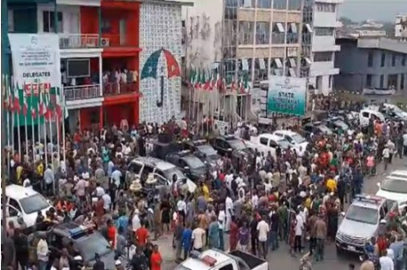 Rivers crisis: PDP loyalists take over Emohua council secretariat